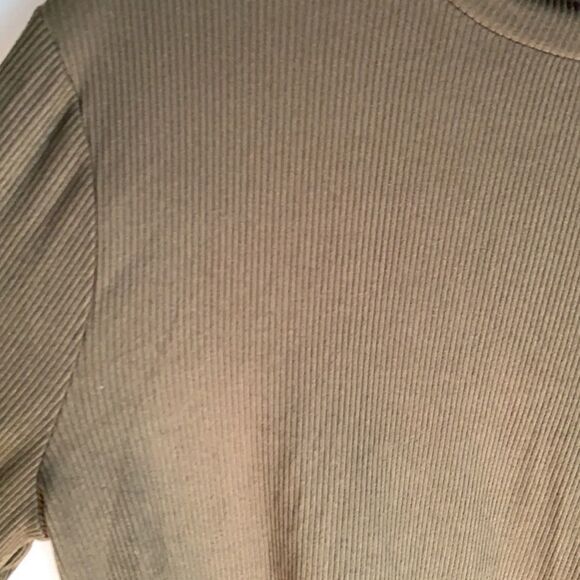 New No Boundaries green ribbed high neck top - Picture 6 of 6